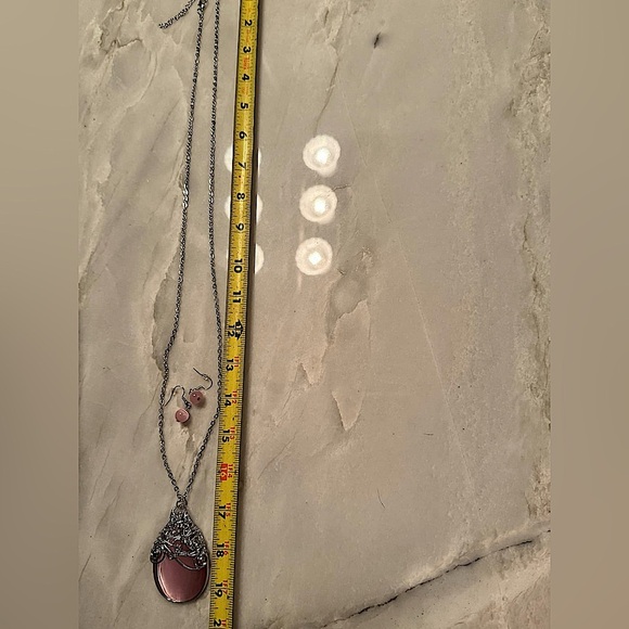 19in Elegant Pink Pendant Necklace and Earring Set hand crafted - Picture 4 of 4